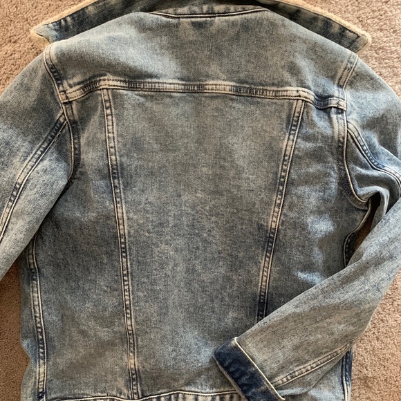 Jean jacket - Picture 5 of 5